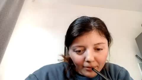 Snapshot of gussietackitt chatting on 04.20.26 Alana online show from 04.20.26