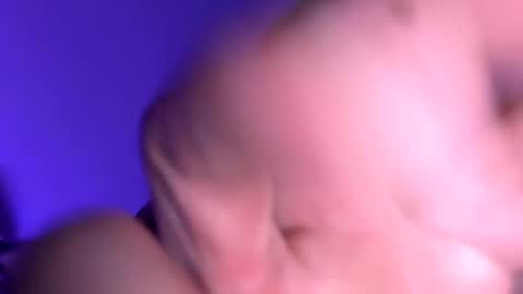 guttsy6_9 online show from 12.27.24