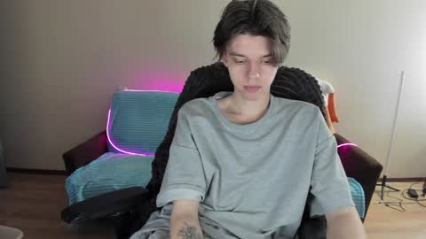 Snapshot of guy_liam1 chatting on 01.05.25 guy_liam1 online show from 01.05.25