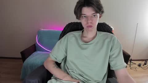 Snapshot of guy_liam1 chatting on 01.08.25 guy_liam1 online show from 01.08.25