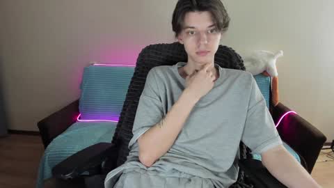 Snapshot of guy_liam1 chatting on 01.19.25 guy_liam1 online show from 01.19.25