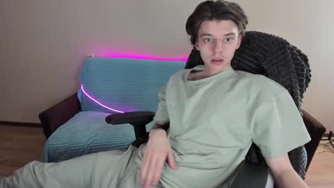 Snapshot of guy_liam1 chatting on 01.26.25 guy_liam1 online show from 01.26.25