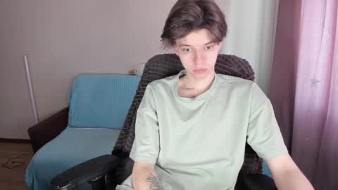 Snapshot of guy_liam1 chatting on 03.11.25 guy_liam1 online show from 03.11.25