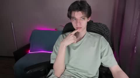 Snapshot of guy_liam1 chatting on 03.12.25 guy_liam1 online show from 03.12.25