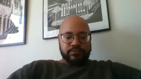 guy_wood15 online show from 10.02.25