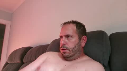 guynaked105 online show from 09.30.25