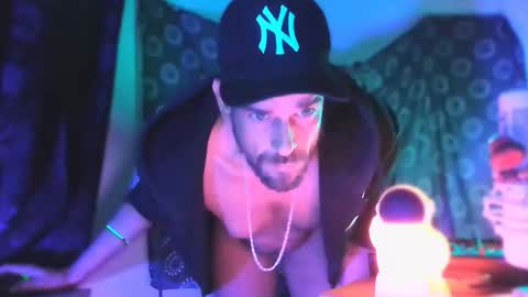 Snapshot of guyst049 chatting on 02.25.26 guyst049 online show from 02.25.26