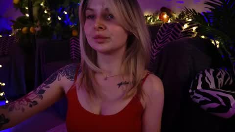 gwenhilton online show from 02.18.25