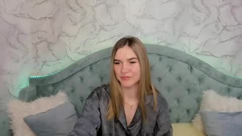 Snapshot of gwensmitt chatting on 05.30.26 gwensmitt online show from 05.30.26