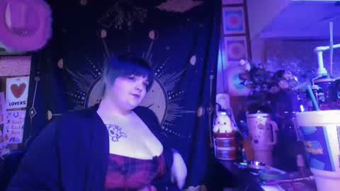 Goddess Fe online show from 11.25.25
