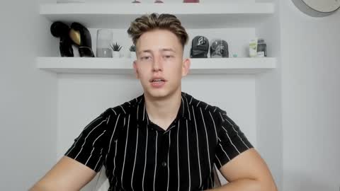 Oliver online show from 12.05.24