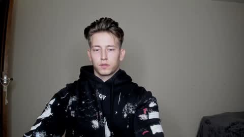 Oliver online show from 12.25.24