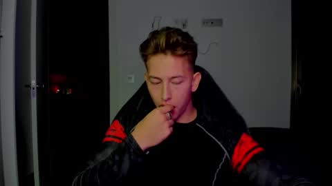 Snapshot of gym_alpha chatting on 01.18.26 Oliver online show from 01.18.26