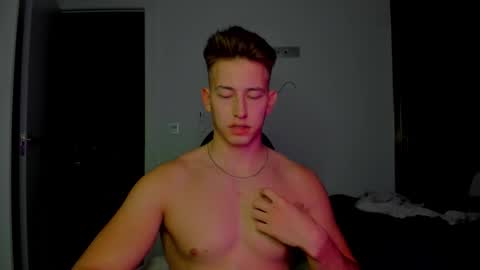 Snapshot of gym_alpha chatting on 02.03.26 Oliver online show from 02.03.26