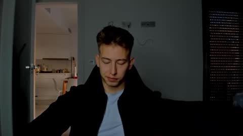 Snapshot of gym_alpha chatting on 02.24.26 Oliver online show from 02.24.26