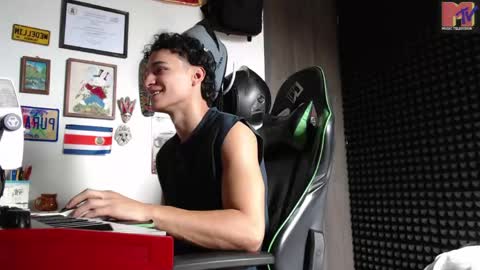 Snapshot of gymbro42 chatting on 05.22.26 Gymbro42 online show from 05.22.26