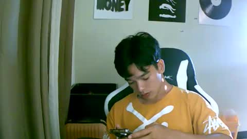 AJ online show from 04.04.26