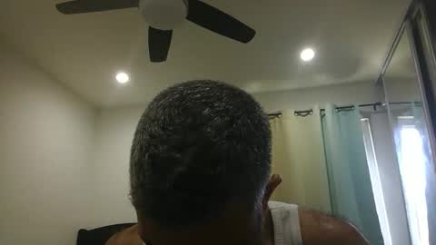 h0nest84 online show from 10.25.25