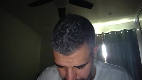 h0nest84 online show from 11.18.25