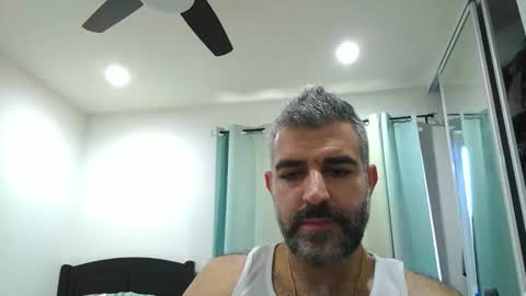 h0nest84 online show from 12.17.25