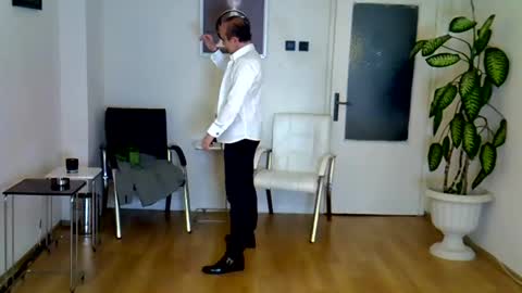 Snapshot of h_blackwood chatting on 05.06.26 H. Blackwood online show from 05.06.26