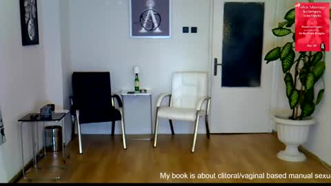 Snapshot of h_blackwood chatting on 05.30.26 H. Blackwood online show from 05.30.26