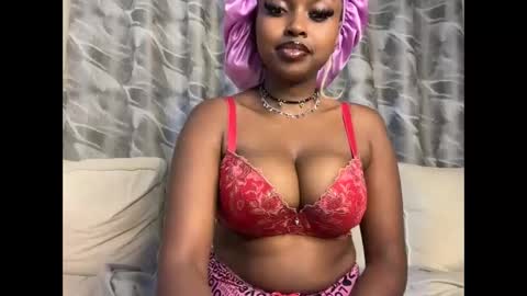 Snapshot of h_o_t_goddess chatting on 01.18.26 h_o_t_goddess online show from 01.18.26