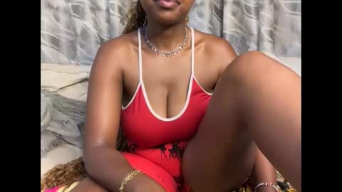 Snapshot of h_o_t_goddess chatting on 02.15.26 h_o_t_goddess online show from 02.15.26