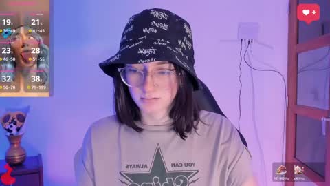 Snapshot of haanna_thompsoon chatting on 12.17.24 haanna_thompsoon online show from 12.17.24