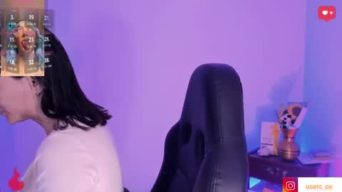 Snapshot of haanna_thompsoon chatting on 02.28.25 haanna_thompsoon online show from 02.28.25