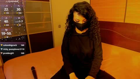 Linda online show from 01.18.25