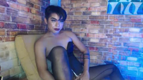 Snapshot of hadasam26 chatting on 12.14.24 SAM online show from 12.14.24