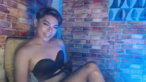 Snapshot of hadasam26 chatting on 12.28.24 SAM online show from 12.28.24