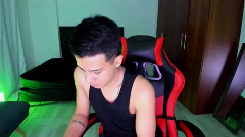 hades_horny_ online show from 05.03.26