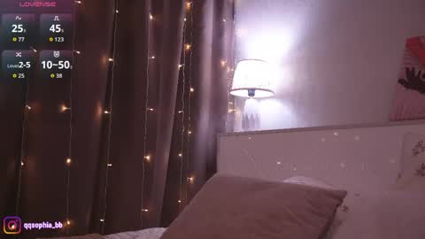 Hi Im Rebecca Glad to see you in my room  PVT is open online show from 05.21.26
