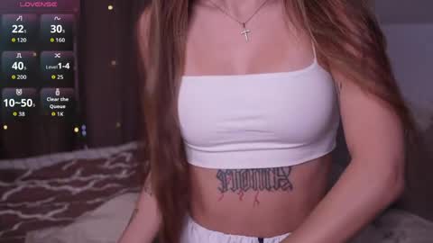 Hi Im Rebecca Glad to see you in my room  PVT is open online show from 05.25.26