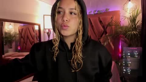 Haely online show from 02.11.25