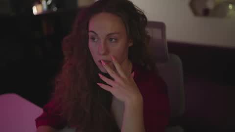 Snapshot of hahayessihaveone chatting on 09.08.25 hahayessihaveone online show from 09.08.25