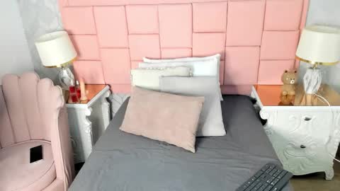 hailey 07 online show from 03.01.26