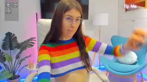 Hailey  Green online show from 03.12.26