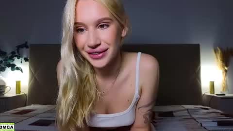 Snapshot of hailey_would chatting on 06.12.26 hailey_would online show from 06.12.26