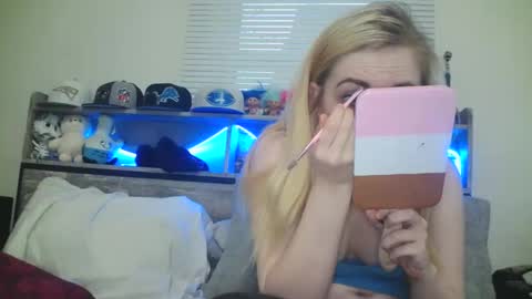 Hailey and d online show from 03.04.25