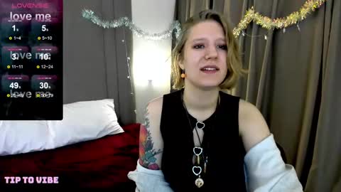 Hailey online show from 01.03.25