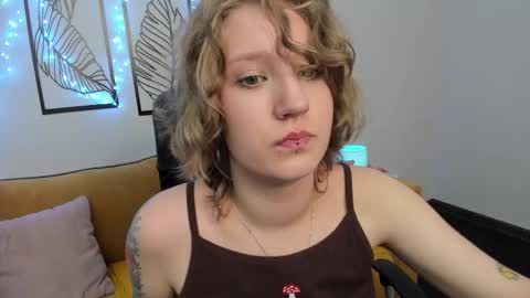 Hailey online show from 09.11.25