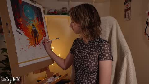 Snapshot of haileyhill chatting on 12.10.24 HaileyHill online show from 12.10.24