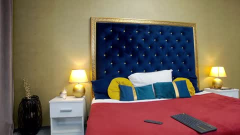 Hailey online show from 01.08.25