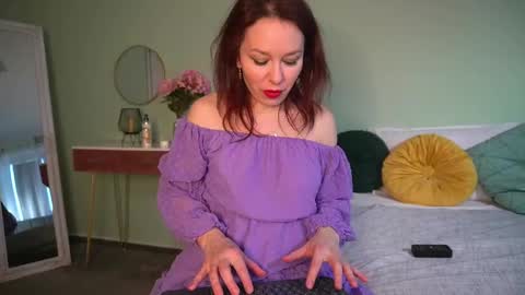 Hailey online show from 03.10.25