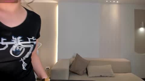 Hailey online show from 01.08.26