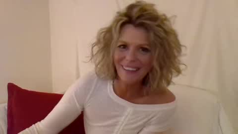 Hailey online show from 12.15.24