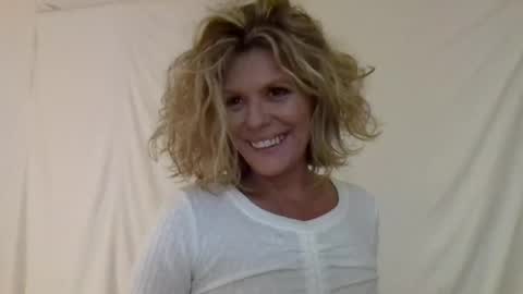 Hailey online show from 12.28.24